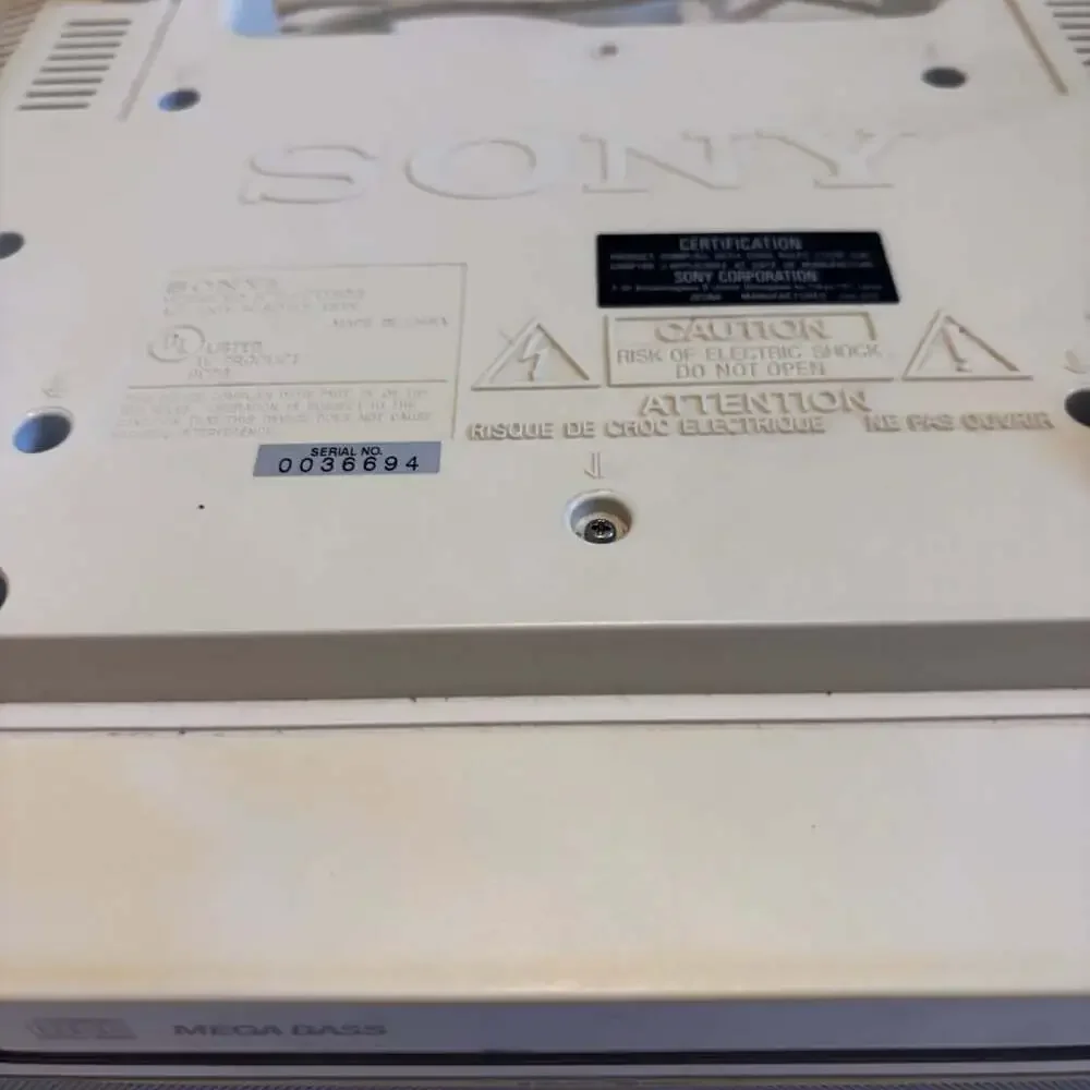 Sony yellowing staining
